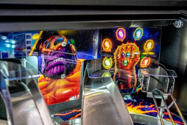 Stern: Avengers Infinity Quest Pro Pinball - Image 11