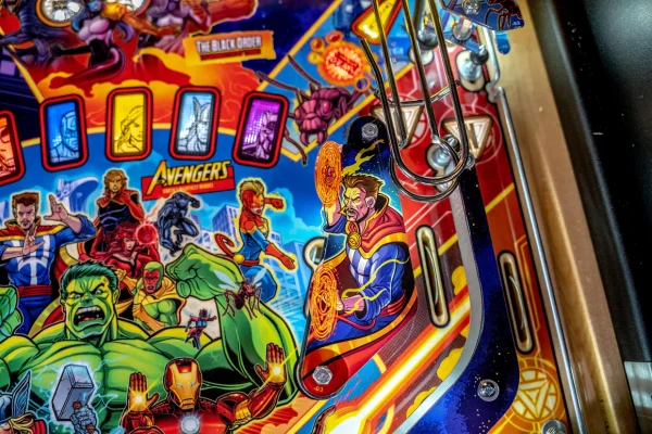 Stern: Avengers Infinity Quest Pro Pinball - Image 4