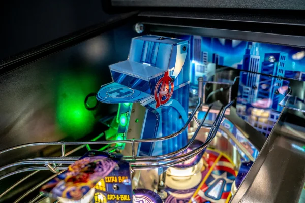 Stern: Avengers Infinity Quest Pro Pinball - Image 9