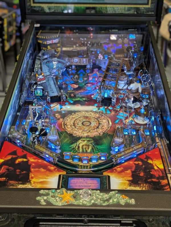 Venom Limited Edition Pinball Machine – Brand New Stern Marvel Collectible (LE) - Image 4