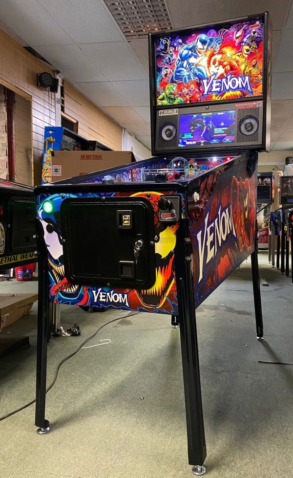 Venom pinball machine Limited Edition for sale