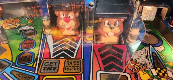 No Good Gofers Pinball Machine – Fully Restored 1997 Williams Golf-Themed Arcade Game - Image 8