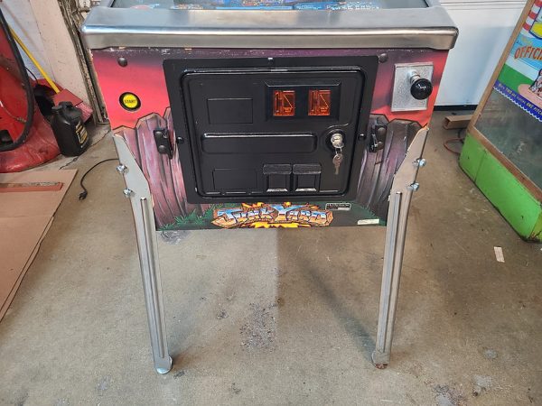 Junk Yard Pinball Machine – Fully Restored 1996 Williams Classic Arcade Game - Image 3