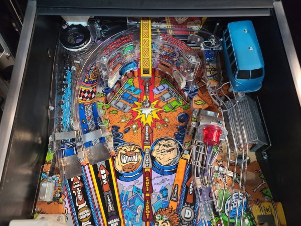 Junk Yard Pinball Machine – Fully Restored 1996 Williams Classic Arcade Game - Image 4