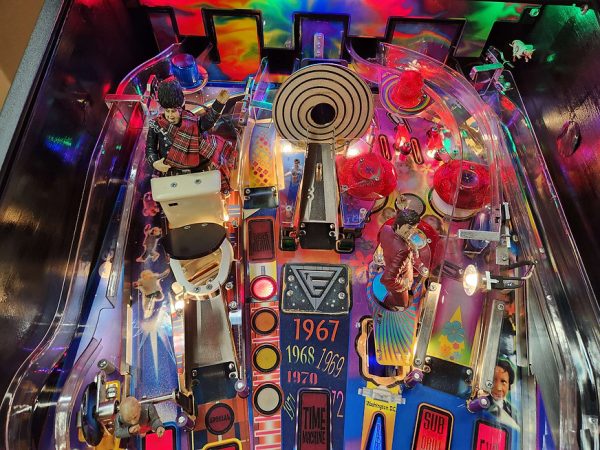 Austin Powers Pinball Machine – Stern 2001 Groovy Spy Adventure - Image 8